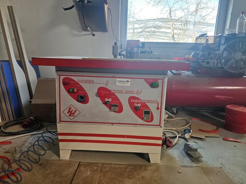 Masina de aplicat cant rotund si drept,